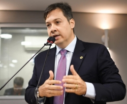 Deputado Jr. Araújo apela na tribuna da ALPB e diz que Vara do Trabalho não pode sair de Cajazeiras