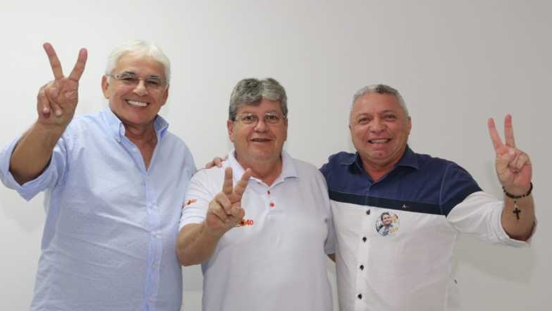 Ex-prefeito de Piancó ratifica apoio à candidatura de João