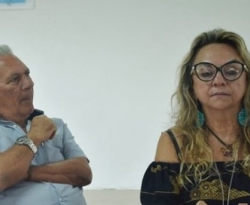 Deputada dar prazo a prefeito de Cajazeiras e pede demissão de duas secretárias 